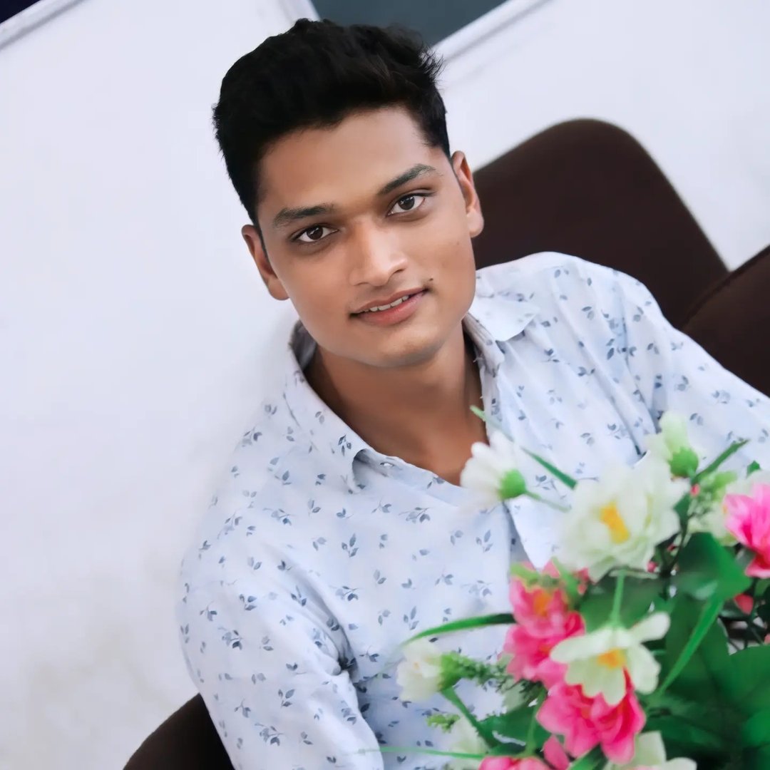 Vaghela nilesh  Phone Number and Email on Reelax