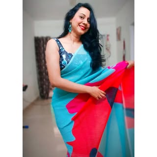 HaripriyaTheKeyLady...