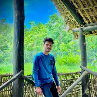 A M I T  E M P I R E ?