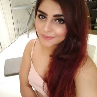 Astha Khanna - Makeup Artist