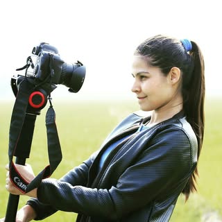 Poonam singh |Frame Maniacs
