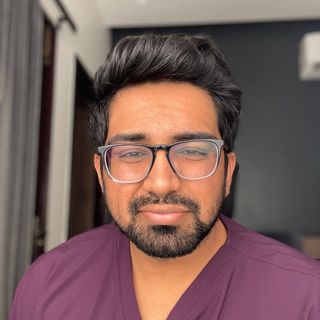 Dr Prateek Makwana