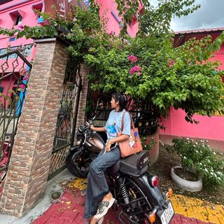 ?E S H A  R A N I   G O G O I?