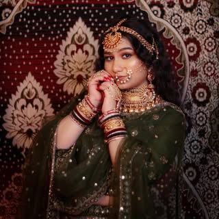Dolly Agarwal 