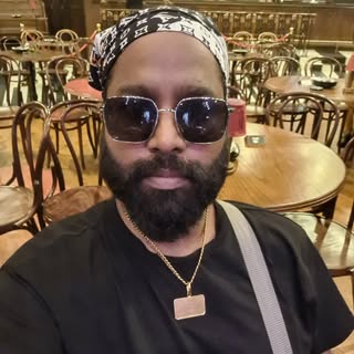 J A G T I N D E R    S I N G H