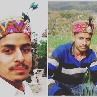 Ek To Hum Gaddi Upar Se Smart