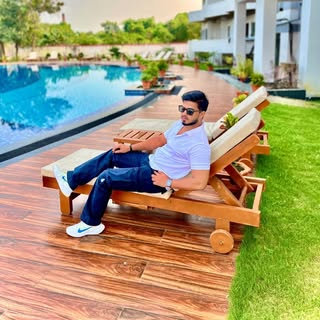 M  D  .  S   A  J   I  D