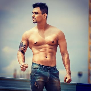 D E E P A K   J H A  ??