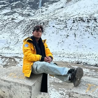 Naitik Singhal (GeNErAtOR)